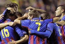 Los jugadores del Levante celebran un tanto. | EFE