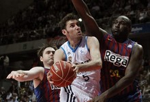 Rudy Fernndez entra a canasta. | EFE