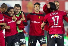 Los jugadores del Mallorca celebran la victoria in extremis ante el Celta. | EFE