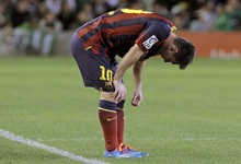 Leo Messi se lesion ante el Betis. | EFE