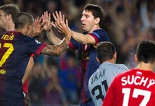 Messi celebra con Tello el empate. | EFE