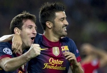 Leo Messi celebra un gol con David Villa. | EFE/Archivo