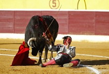 El torero Morante de la Puebla en el momento de la cornada | Archivo