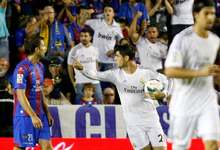 Morata (c) celebra su gol al Levante en el Ciudad de Valencia. | Cordon Press