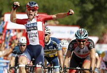 El ciclista dans del equipo Saxo Bank Michael Morkov, celebra su victoria. | EFE