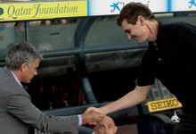 Mourinho y Vilanova se saludan antes de un partido. | Archivo