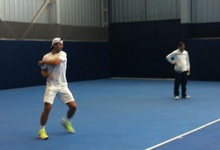 Rafa Nadal entrena junto a su t�o Toni en Manacor. | Foto: Facebook