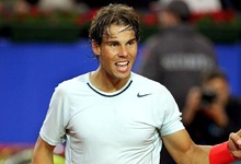 Rafa Nadal celebra su victoria ante Milos Raonic. | EFE