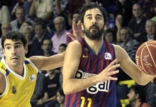 Juan Carlos Navarro controla el baln ante Sal Blanco. | EFE