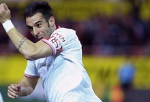 lvaro Negredo celebra un gol con el Sevilla. | EFE