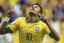 Neymar celebra su golazo a Japn al comienzo del partido. | EFE