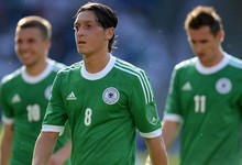 Mesut zil, durante un partido con la seleccin alemana. | Archivo