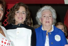 Pilar de Borb�n y Ana Botella, en el rastrillo | Cordon Press