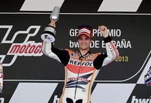 Pedrosa, en el podio de Jerez junto a Mrquez, segundo, y Lorenzo, tercero. | EFE