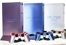 Varios modelos de PlayStation 2. | Cordon Press
