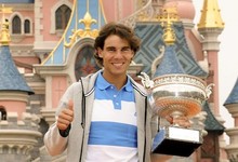 Rafa Nadal, en Disneyland Pars, con su octavo Roland Garros. | EFE