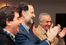 Rajoy y Arenas, en un mitin de la campaa gallega | Archivo