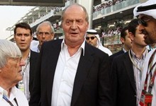 El rey, durante su visita al Gran Premio de Dubai en 2011, donde recibi los coches | EFE