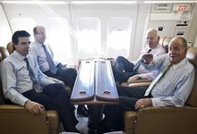 El Rey, en un reciente viaje oficial con varios ministros | Casa Real