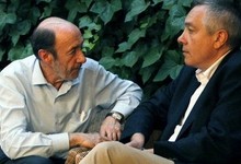 Alfredo Prez Rubalcaba y Pere Navarro, en una imagen de archivo | EFE