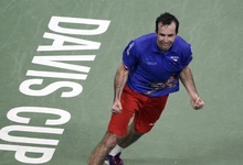 Stepanek celebra la victoria ante Serbia. | EFE