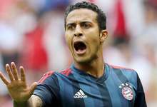 Thiago Alcntara, durante el amistoso contra el Bara en el Allianz Arena de Mnich. | Cordon Press