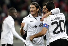 Nelson Valdez celebra un gol con el Valencia. | Cordon Press
