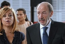 Elena Valenciano y Alfredo Prez Rubalcaba | Archivo