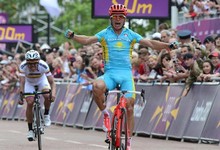 Vinokourov, imponindose en la prueba en ruta de los Juegos Olmpicos de Londres. | EFE