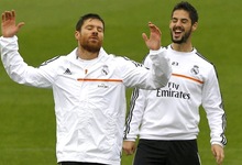 Xabi Alonso e Isco, en un entrenamiento del Real Madrid. | EFE