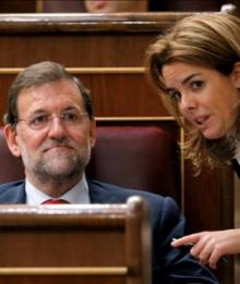 Mariano Rajoy, lder de la oposicin, junto a Soraya en el Congreso