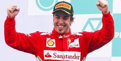 Fernando Alonso celebra su triunfo en Sepang. | EFE