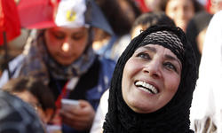 Una mujer egipcia protesta contra Mohamed Morsi en El Cairo, en julio de 2013. | Cordon Press