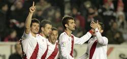 Los jugadores del Rayo celebran un gol marcado al Getafe. | EFE