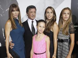 Stallone, junto a su hija Sophia, a su derecha | Cordon Press