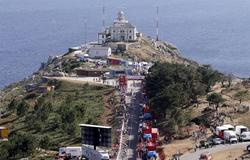 El pelotón de la Vuelta llegó a Finisterre. | EFE