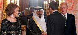 Los Reyes y Zapatero con el rey Saud