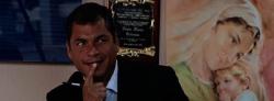 Correa bromea antes de emitir su voto el pasado sbado. | EFE