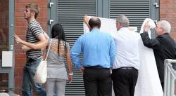 David de Gea, entrando en el hospital Bridgewater de Manchester. | Foto: Mail Online