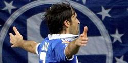 Ral celebra un gol con el Schalke. | Archivo