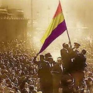 Juan Velarde - La II República: un mal recuerdo en lo ...