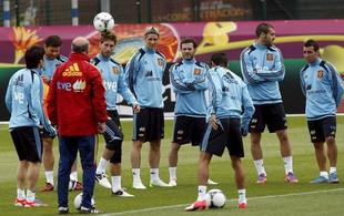 Vicente del Bosque dirige un entrenamiento de la selección española. | EFE/Archivo