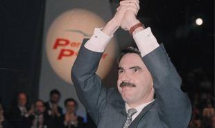 José María Aznar, durante el XI Congreso del PP en Madrid, 1993 | Archivo PP