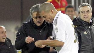 Mourinho y Pepe.