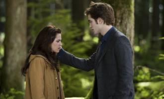 Robert Pattison y Kristen Stewart en 'Crepúsculo' | Youtube