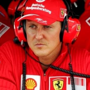 Michael Schumacher sigue luchando para salir adelante | Archivo