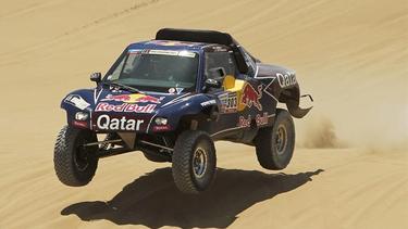 Carlos Sainz, en la tercera etapa del Rally Dakar. | EFE