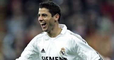 Cicinho, con la camiseta del Real Madrid. | Archivo
