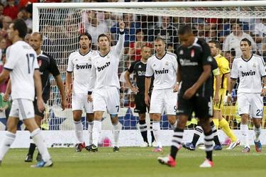 Cristiano Ronaldo celebra su segundo gol al Granada. | EFE