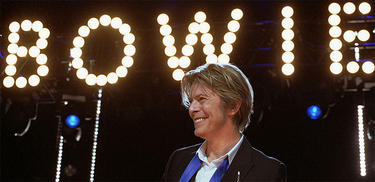 Bowie, en una actuacin en 2002 |Adam Bielawski / Wikipedia